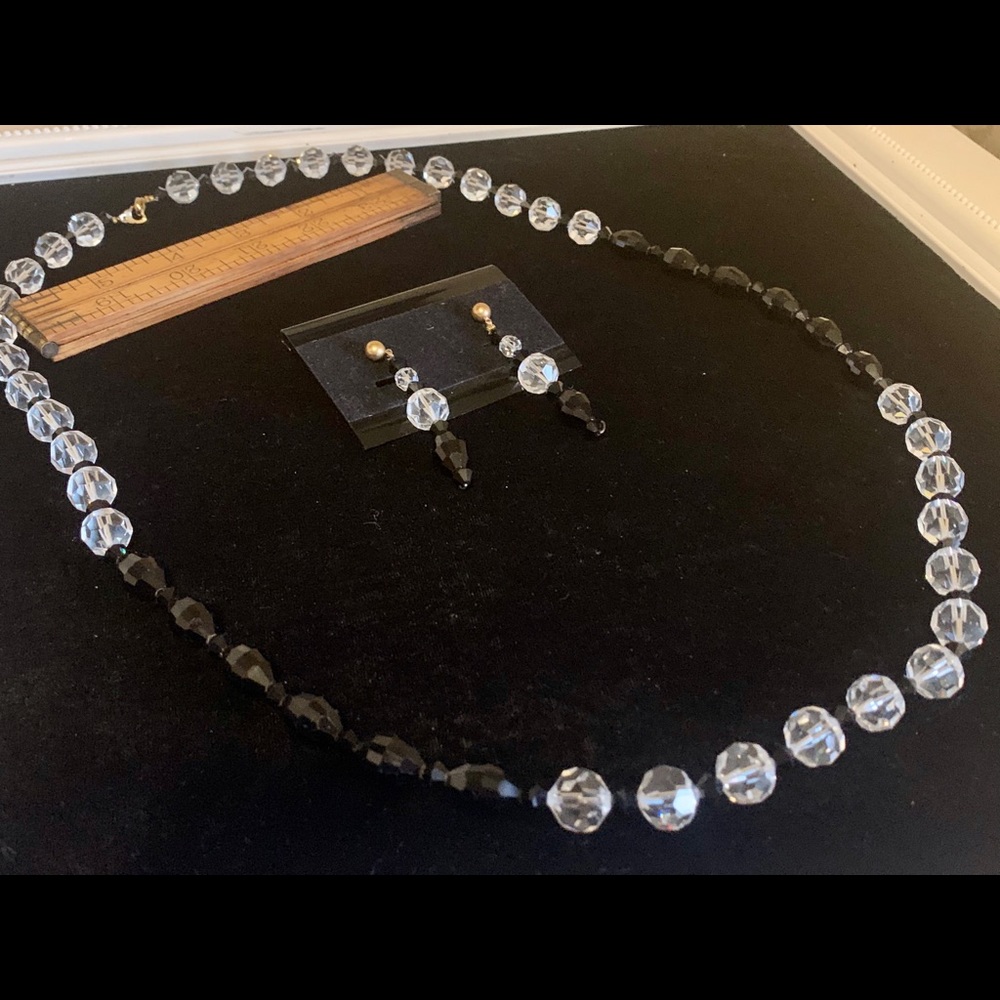 Artisan Swarovski crystal necklace set gorgeous!